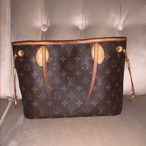 Louis Vuitton Neverfull PM